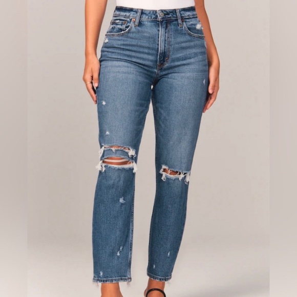 Abercrombie & Fitch Denim - Abercrombie & Fitch Curve Love The Mom High Rise Jeans 10R